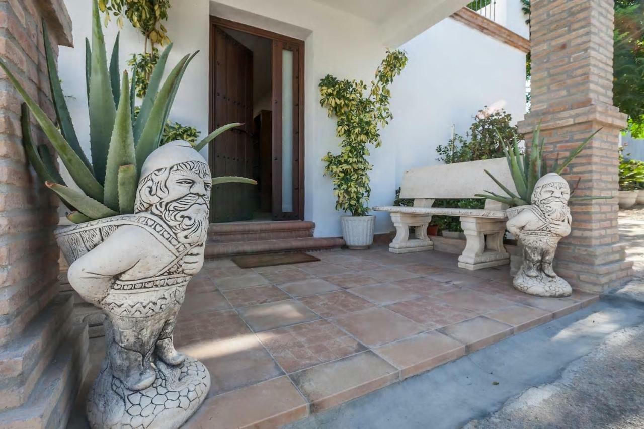 Villa Del Manzano Villanueva del Ariscal Exterior photo